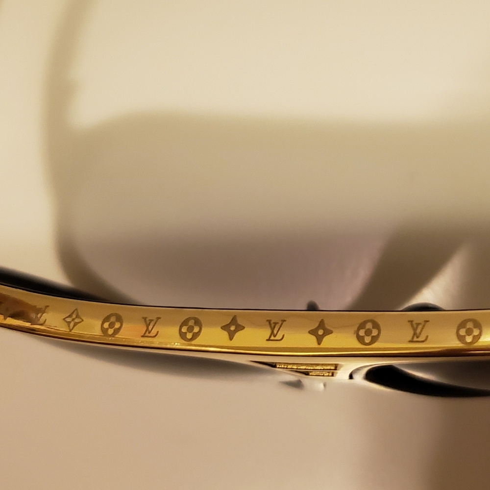 Sunglasses Louis Vuitton - Picture 4 of 8